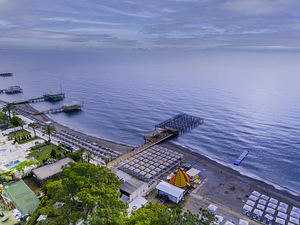 OJI BEACH HOTEL (6 фото из 10)