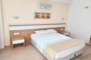 ALEXIUS BEACH HOTEL (7 foto / 9)