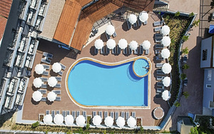 CLOVER MAGIC PARK SIDE HOTEL (3 foto / 10)