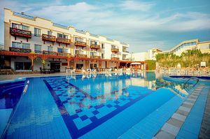 FALCON NAAMA STAR SHARM EL SHEIKH (2 foto / 10)