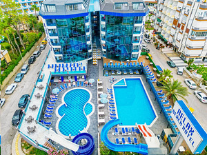 RELAX BEACH HOTEL (1 фото из 10)