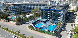 RELAX BEACH HOTEL (2 фото из 10)