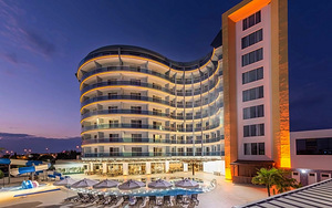 THE MARILIS HILL RESORT HOTEL (3 foto / 10)