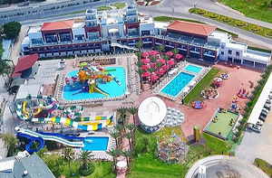 CLUB AQUA PLAZA HOTEL (3 foto / 10)