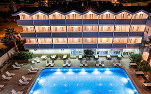 SIDE SPRING HOTEL (3 foto / 10)