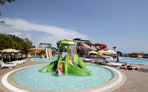CLUB TURTAS BEACH (8 foto / 10)