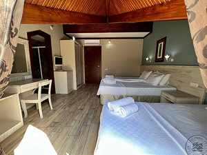 NAR HOTEL (9 фото из 10)