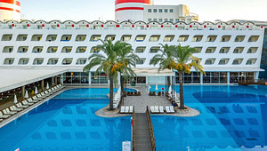 TRANSATLANTIK HOTEL & SPA (3 foto / 10)
