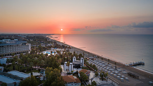 ADORA HOTEL & RESORT (4 foto / 16)