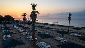 ADORA HOTEL & RESORT (12 foto / 16)
