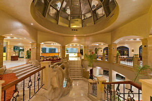 AMPHORAS BEACH HOTEL (6 foto / 10)