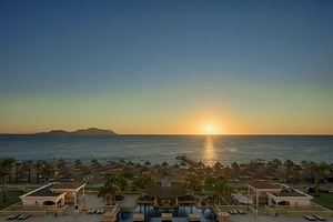 SHERATON SHARM HOTEL, RESORT, VILLAS & SPA (5 foto / 10)