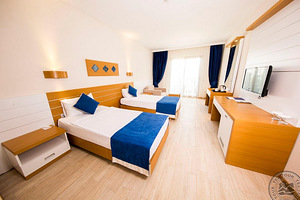 JASMIN BEACH HOTEL (4 фото из 10)