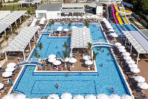 KARMIR RESORT & SPA (4 foto / 10)