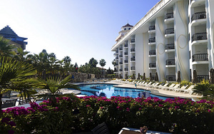 BLUE MARLIN DELUXE SPA&RESORT (3 foto / 10)