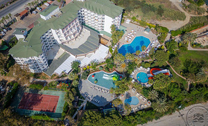 Q AVENTURA PARK HOTEL (4 foto / 10)