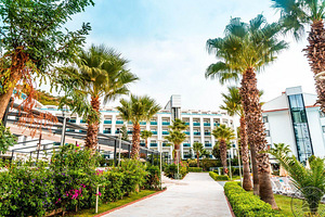 GREEN GARDEN RESORT & SPA (3 foto / 10)