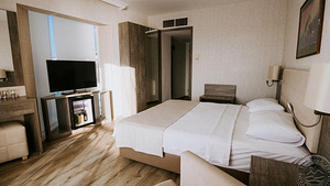 FAUSTINA HOTEL (6 фото из 10)