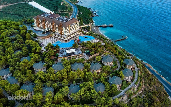 UTOPIA WORLD HOTEL