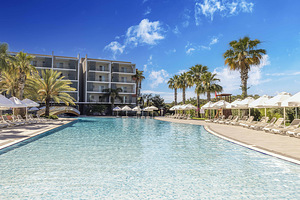 BARUT GOIA (BARUT SUNWING SIDE BEACH) (4 фото из 10)