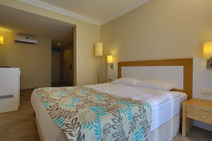 GREEN BAY RESORT & SPA (12 foto / 12)