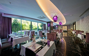 Q PREMIUM RESORT HOTEL (7 фото из 10)