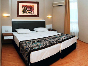 AZKA HOTEL (9 фото из 11)