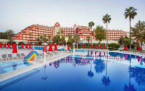 IC HOTELS SANTAI FAMILY RESORT (2 foto / 10)