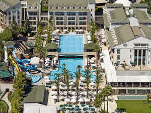 DOBEDAN BEACH RESORT COMFORT (2 foto / 10)