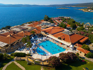 CLUB RESORT ATLANTIS (3 foto / 10)