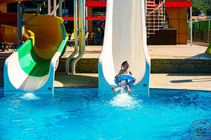 THRONE BEACH RESORT & SPA (10 фото из 10)