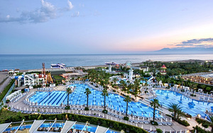 DELPHIN IMPERIAL LARA (9 foto / 10)