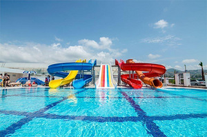 THE LUMOS DELUXE RESORT HOTEL & SPA (18 foto / 24)