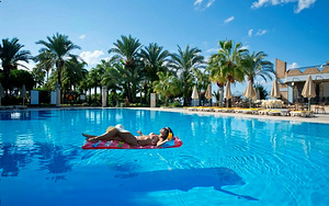 MC BEACH PARK RESORT (7 foto / 10)