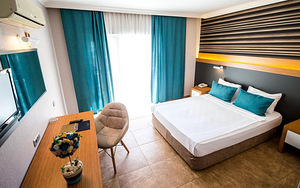 CLUB HOTEL SUNBEL (6 foto / 10)