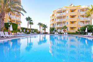 CLUB PARADISO HOTEL & RESORT (3 foto / 10)
