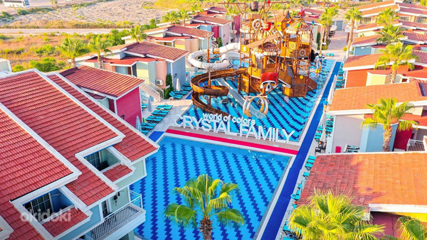 CRYSTAL CLUB WORLD OF COLOURS RESORT & SPA
