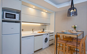 A SUITE SIDE (6 фото из 10)