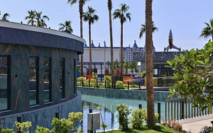 AZURA WORLD HOTEL (3 foto / 10)