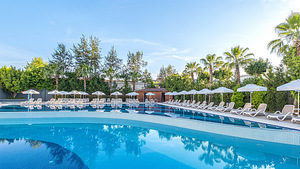WELL PALACE HOTEL SIDE (6 фото из 10)