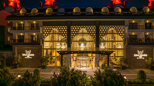 WELL PALACE HOTEL SIDE (7 фото из 10)