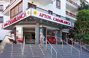 APARTAMENTOS MASARU (2 foto / 10)