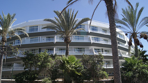 GARA SUITES GOLF & SPA (2 foto / 10)