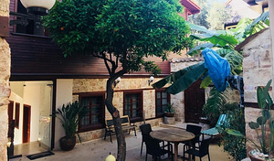 MEDITERRA ART BOUTIQUE (5 foto / 10)
