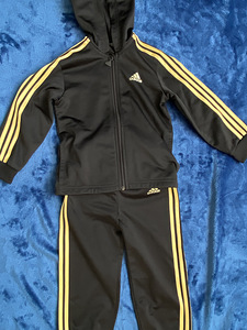 Lastedressid 98 adidas (2 foto / 2)