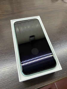 iPhone 11 / 64GB Green (1 foto / 3)
