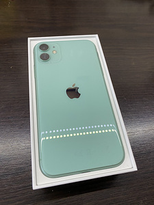iPhone 11 / 64GB Green (2 foto / 3)