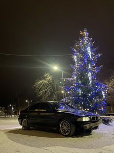 BMW 530d (1 фото из 7)