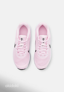 Uued Nike tossud 40nr (3 foto / 4)