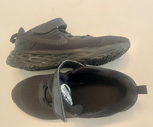 Mustad Nike runner 35 (1 foto / 2)